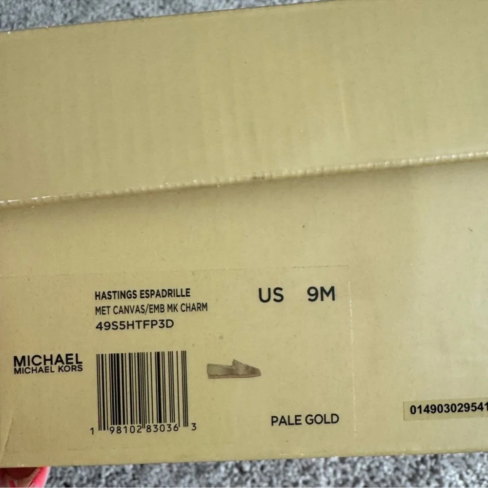 NIB Micheal Kors Size 9 Hastings Metallic Canvas Espadrille